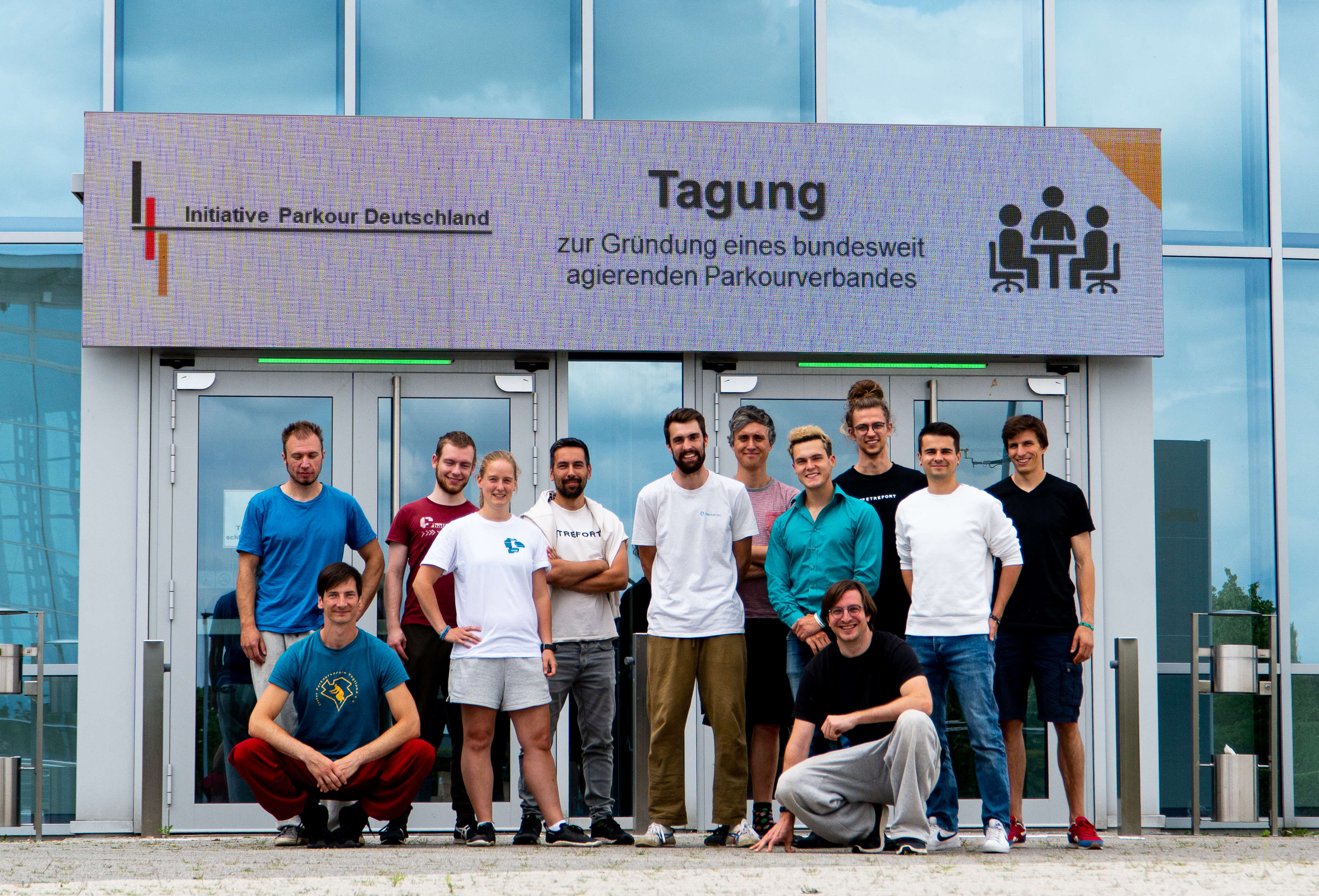 Ein Gruppenfoto der Teilnehmerinnen und Teilnehmer an der Verbandstagung vom 22.07.2023 in Erfurt